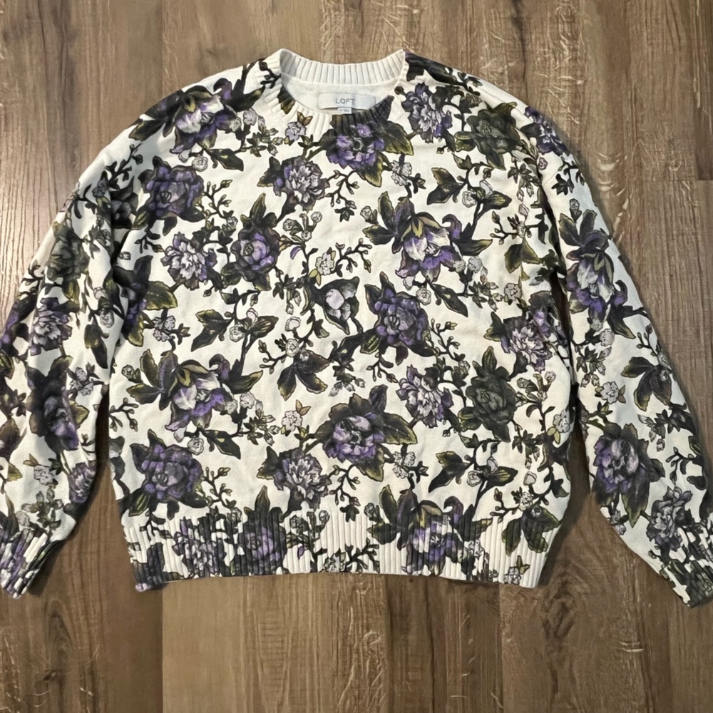 LOFT Floral Blouson Sleeve Sweater with Purple Floral and Olive Print - Picture 7 of 7